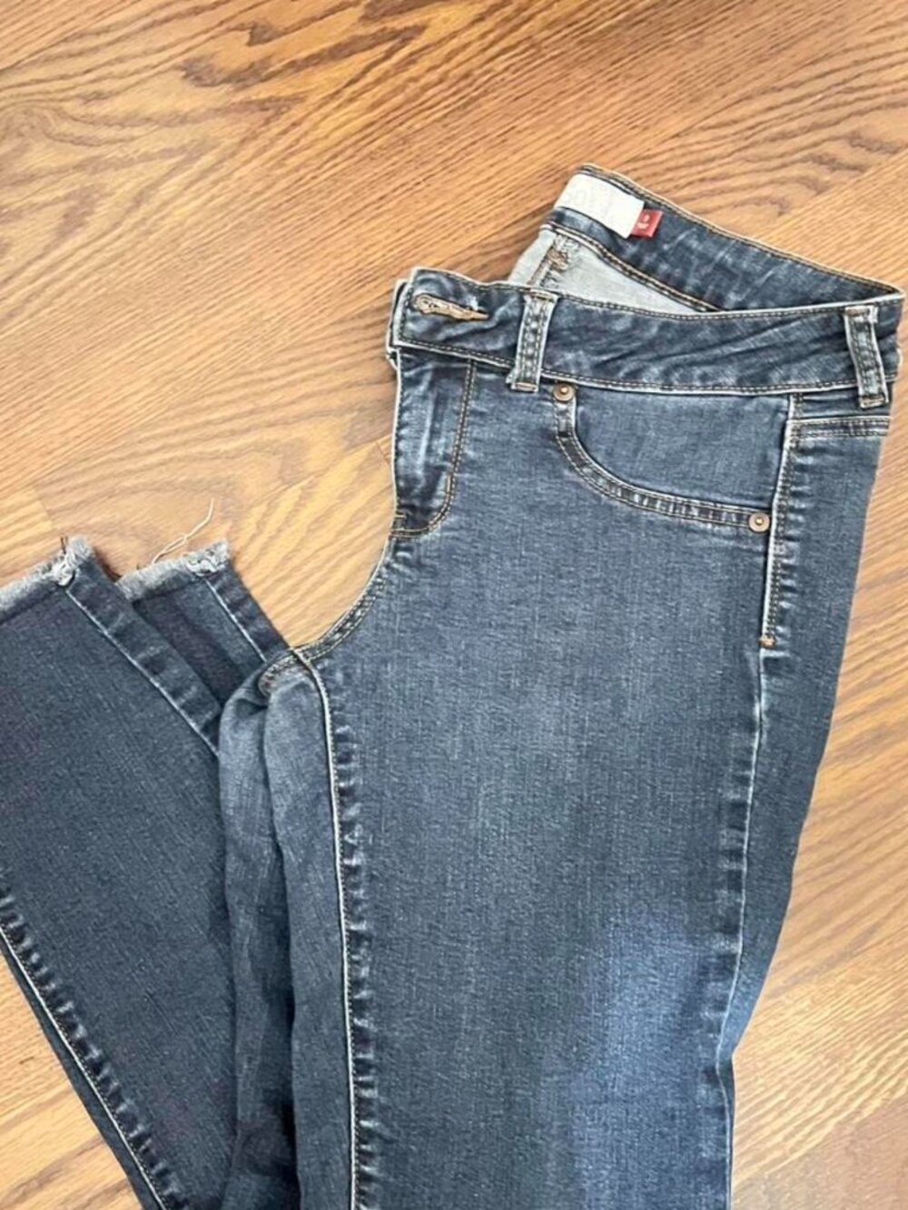 SO Skinny Jeans